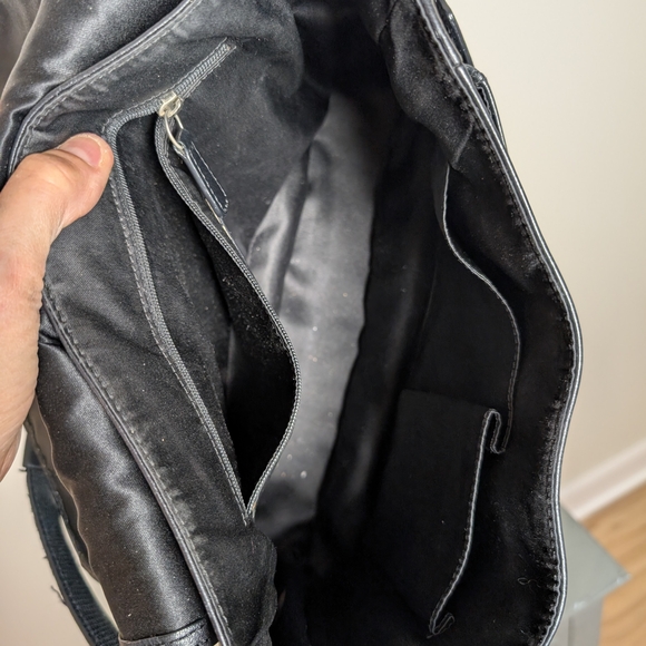 Coach Taylor Black Leather Shoulder Bag with flap front Nr. M1382-F27481 - Picture 16 of 16